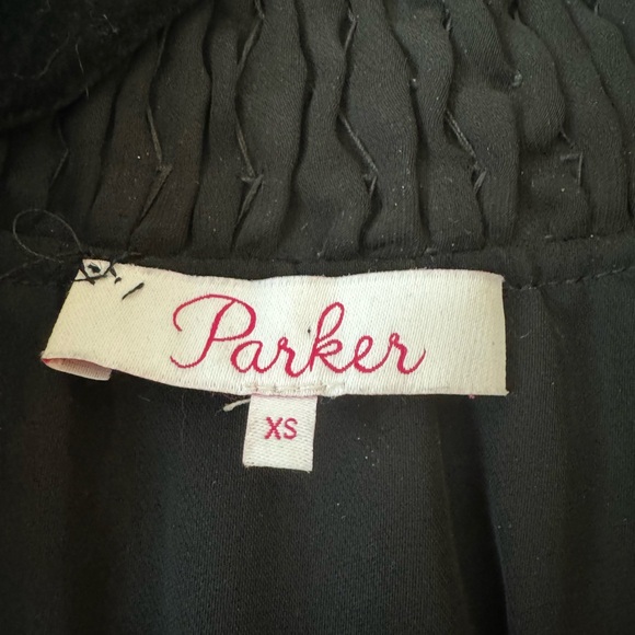 Sleeveless blouse with metallic pattern - Picture 2 of 12